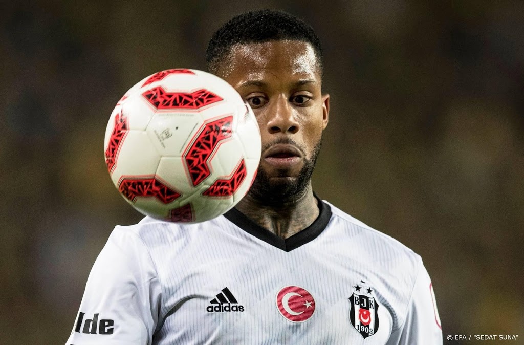Aanvaller Lens scoort voor winnend Besiktas