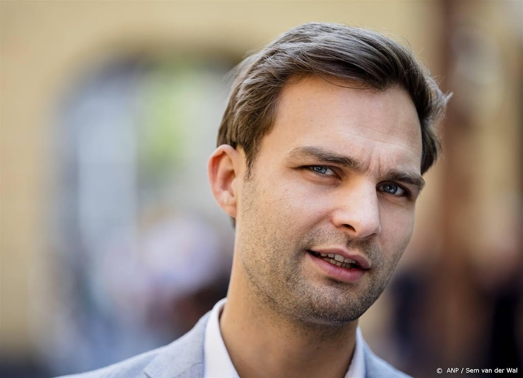 Van Ooijen geschrokken van daling op ranglijst kinderrechten