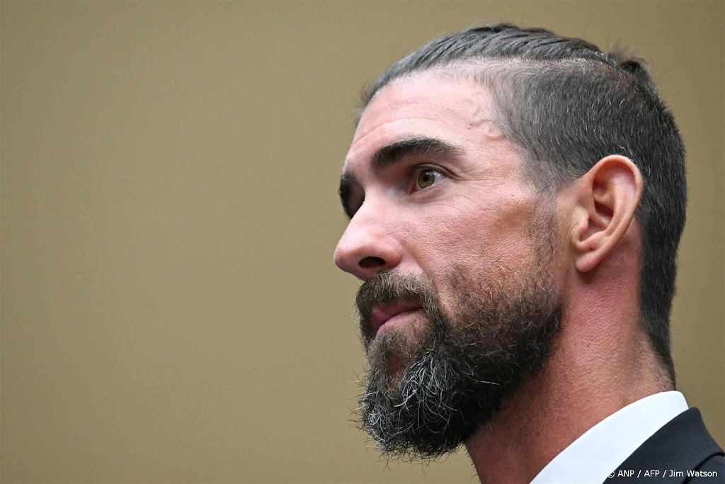 Zwemlegende Phelps ziet 'diepgewortelde' problemen bij WADA