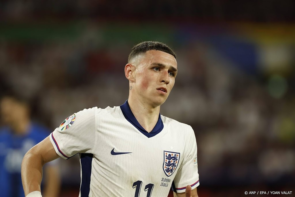 Aanvaller Foden om familieredenen tijdelijk terug naar Engeland