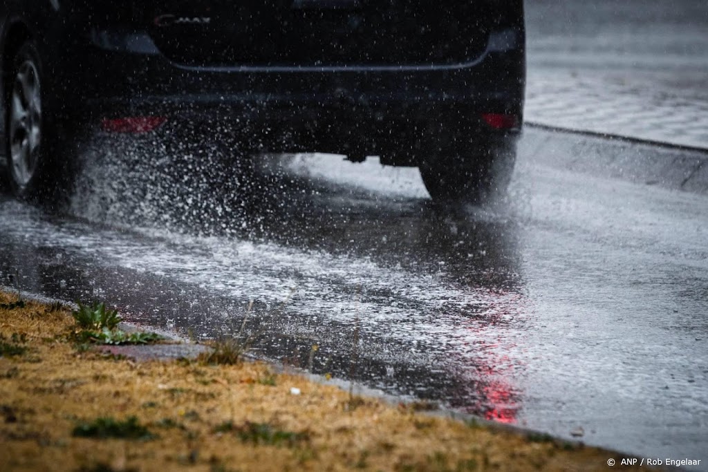 Code geel vanwege kans op onweer in het hele land