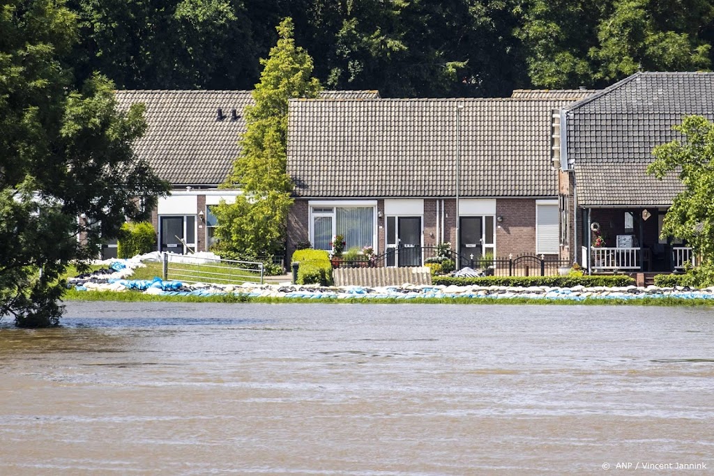 Verzekeraars: honderden Limburgers kunnen maanden huis niet in