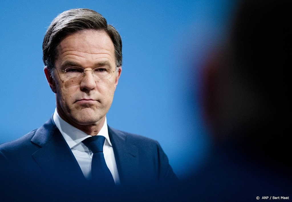Brandbrief: Rutte, neem regie om asielcrisis op te lossen