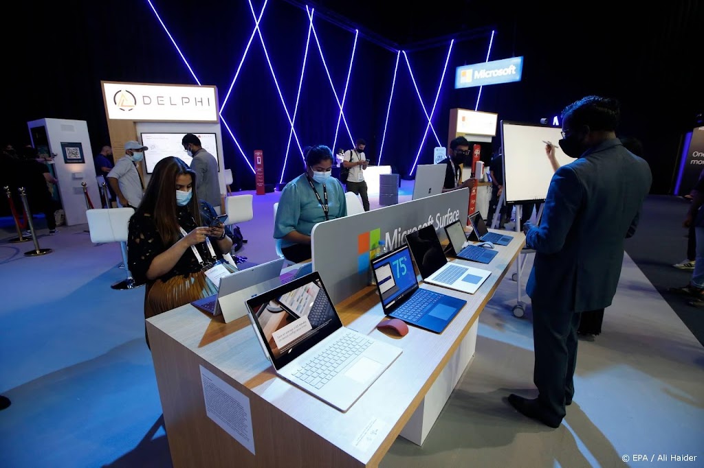 Lagere verkopen pc's drukken omzet en winst Microsoft