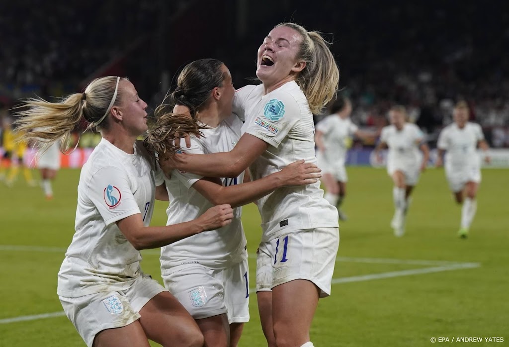 Bondscoach Wiegman met Engelse voetbalsters naar EK-finale