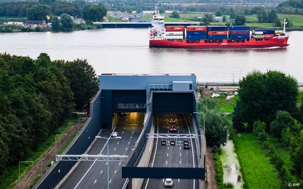 Heinenoordtunnel en zuidelijke A4 weken dicht