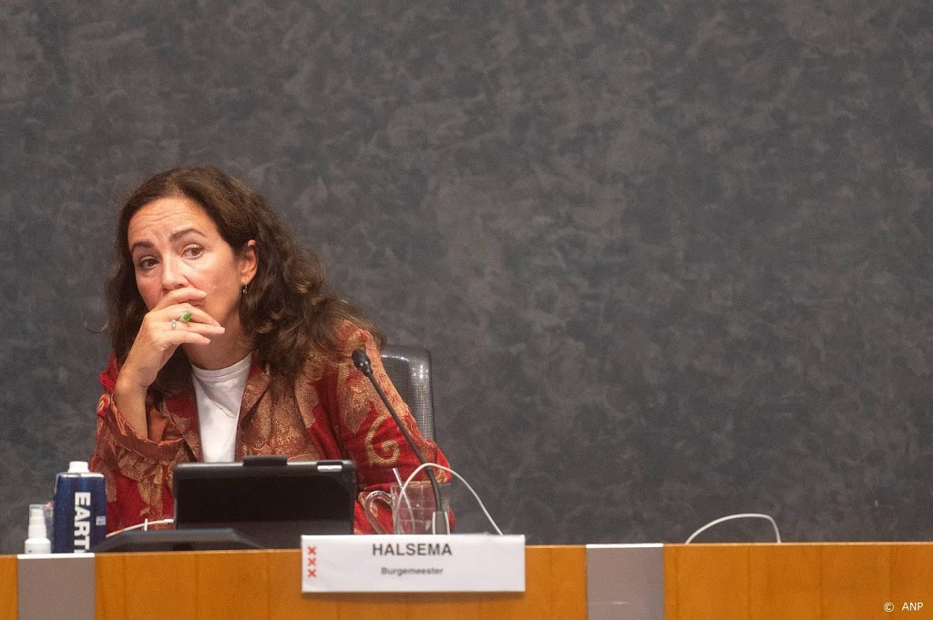 Voor Halsema is bestrijding coronavirus 'grootste proeve'