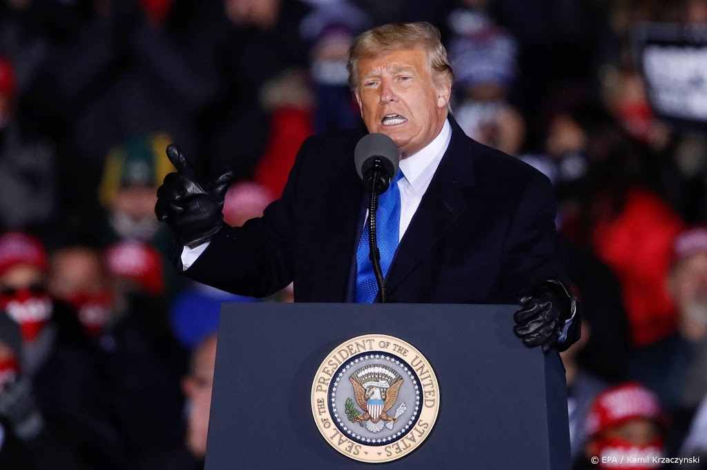 Trump bespot rivaal Biden omdat die zijn naam vergeet