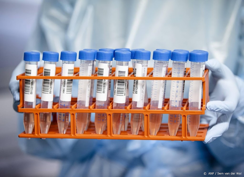 Aantal positieve tests, opnames en doden stijgt razendsnel