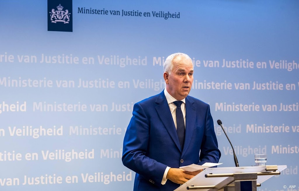 NCTV: honderden tieners hangen rechts-radicale ideologie aan