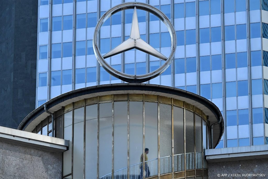 Winst Mercedes onder druk door zwakkere economie en hoge kosten