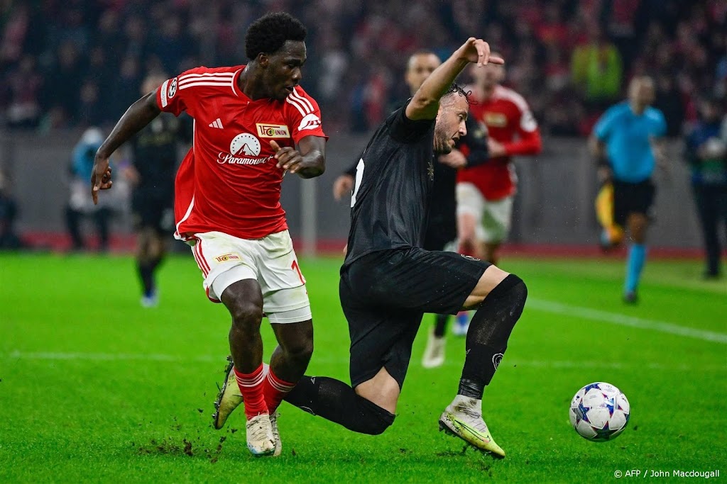 Union Berlin schorst spits Fofana na weigeren hand trainer