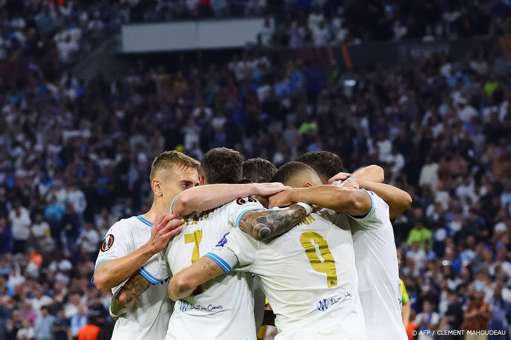 Marseille neemt leiding in groep Ajax na zege op AEK Athene