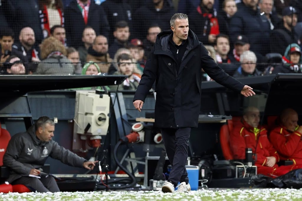 Van Persie over confetti: in Turkije wel gekkere dingen gezien
