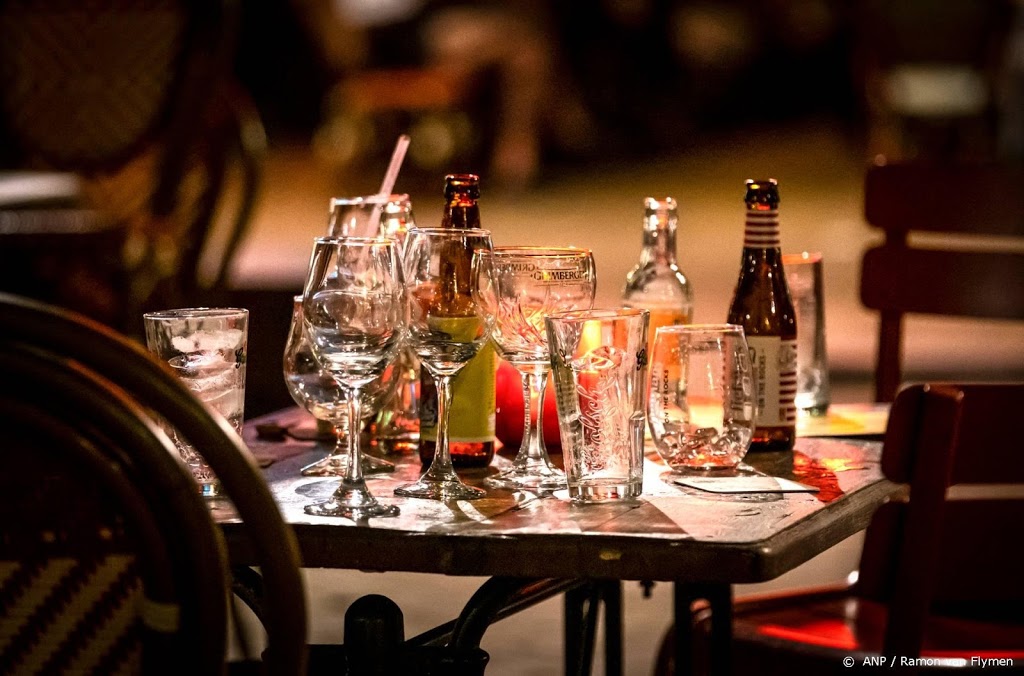 'Nederlanders onderschatten hoe schadelijk alcohol is'