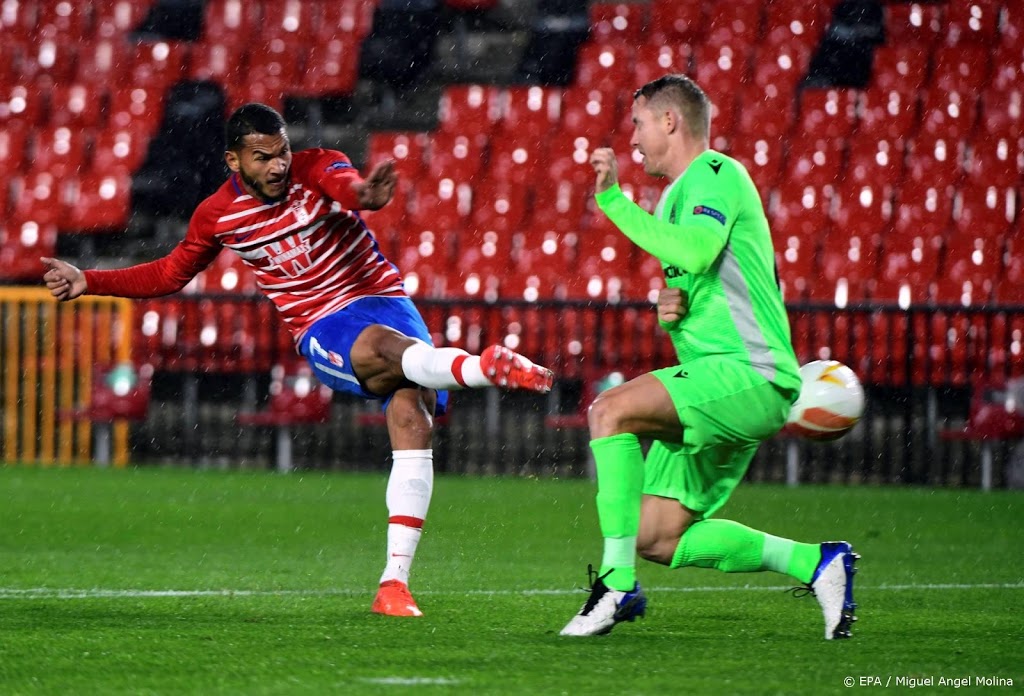 Granada verstevigt koppositie in groep van PSV
