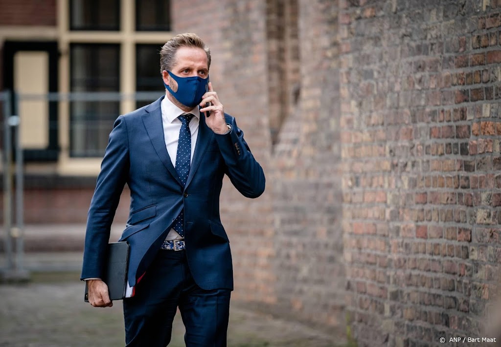 De Jonge: verbod op vluchten uit zuidelijk Afrika