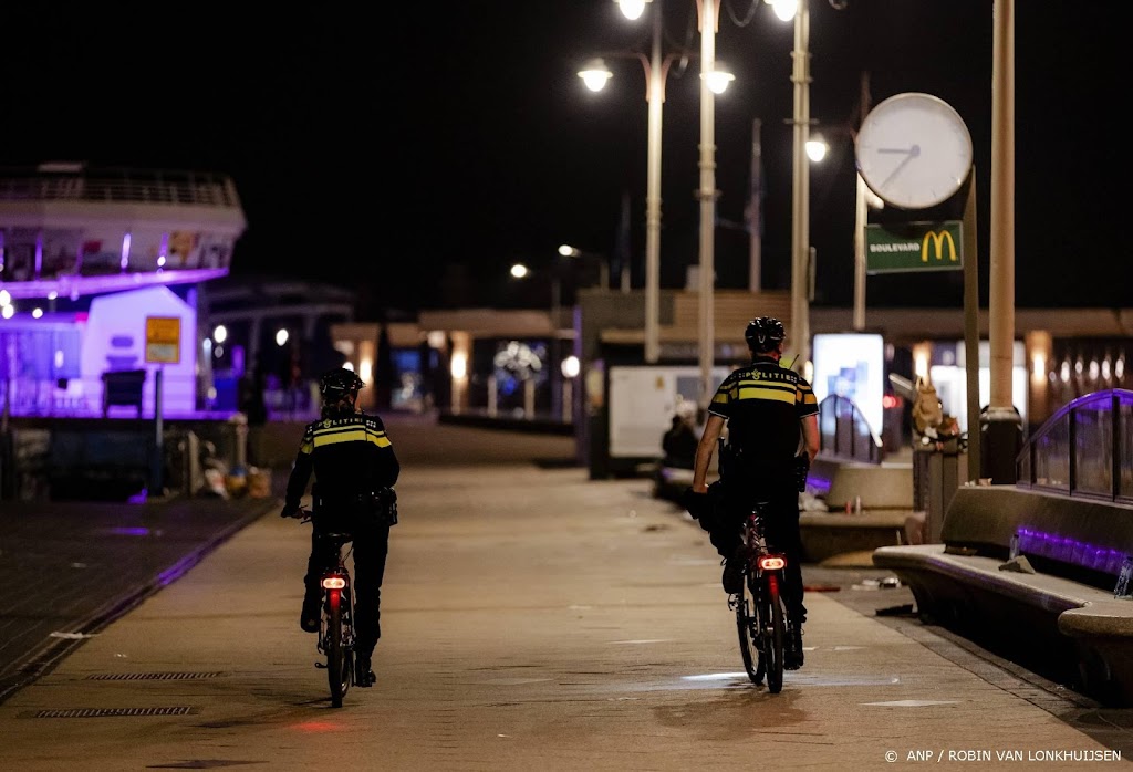 Kabinet wil 'avondlockdown', mondkapjes op scholen