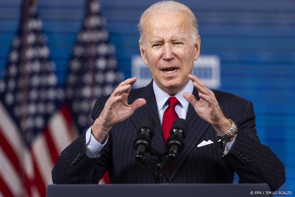 Biden roept de wereld op om meer coronavaccins te delen