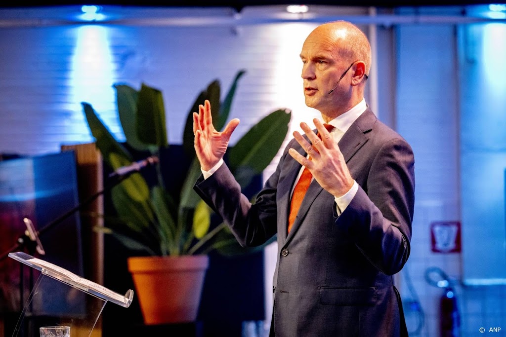 Segers vindt ‘pestmaatregelen' voor asiel onbespreekbaar