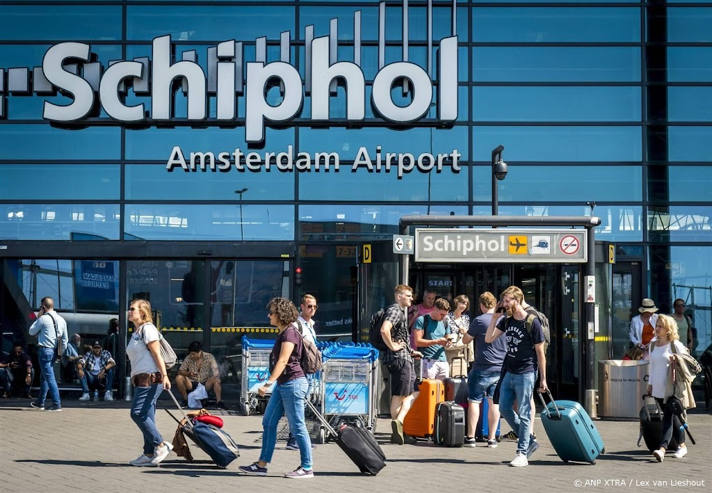 Kwart minder vluchten op Schiphol rond NAVO-top in juni