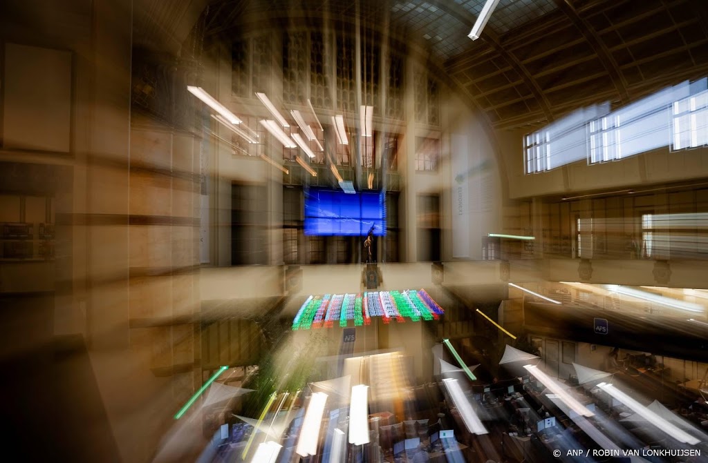 KPN wint in rode AEX, nieuwkomer InPost schiet omhoog