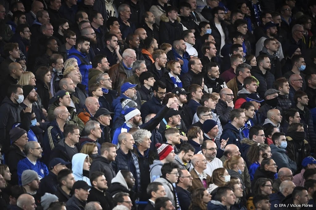 Veel wangedrag supporters Premier League, politie wil in gesprek