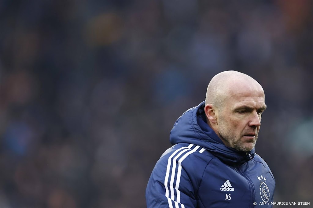 Ajax zorgt voor zesde trainerswissel dit seizoen in Eredivisie