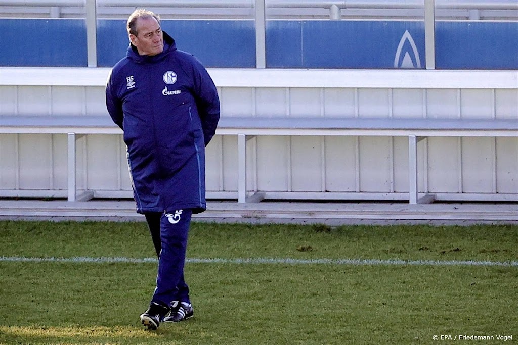 Stevens (69) beëindigt trainersloopbaan vanwege zijn gezondheid