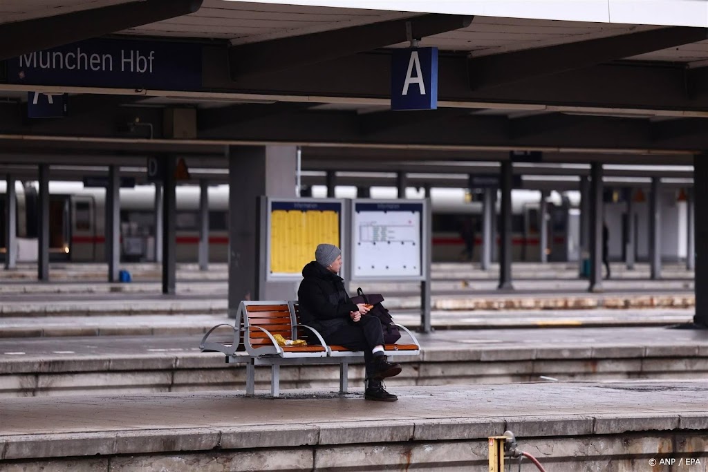 Grote treinstaking Duitsland eindigt eerder op maandag