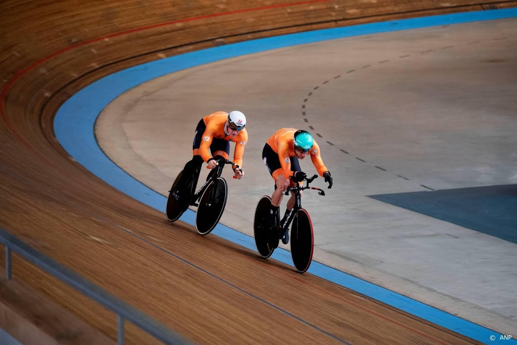 Alleen Bos niet naar kwartfinales op keirin bij WK baanwielrennen