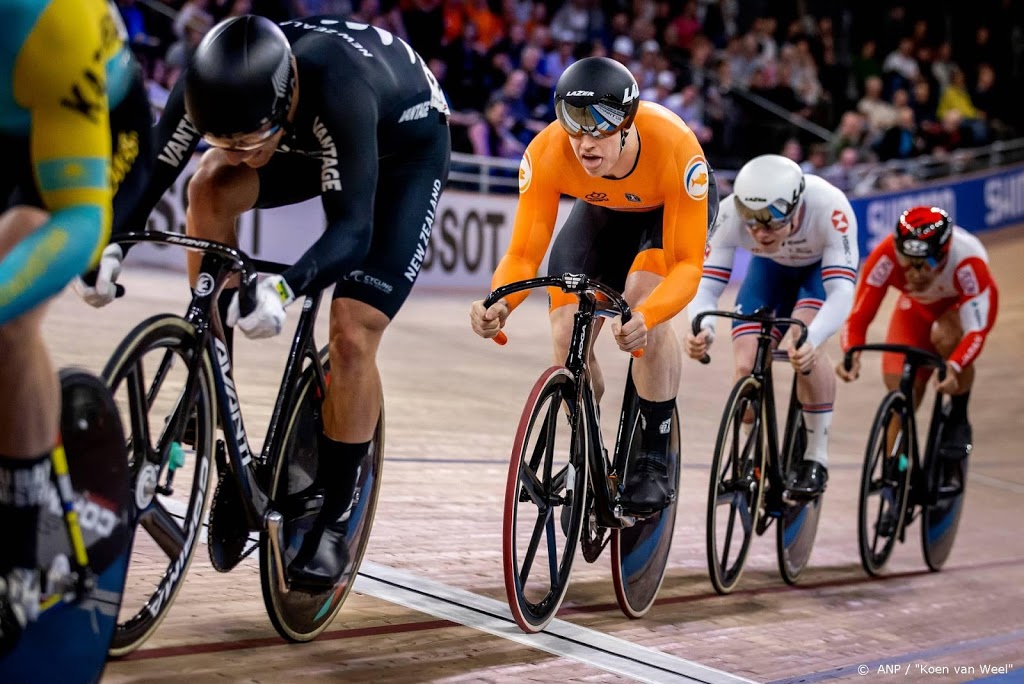 Alleen Lavreysen naar finale keirin bij WK baanwielrennen