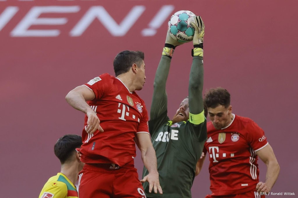 Lewandowski met twee doelpunten weer van grote waarde voor Bayern
