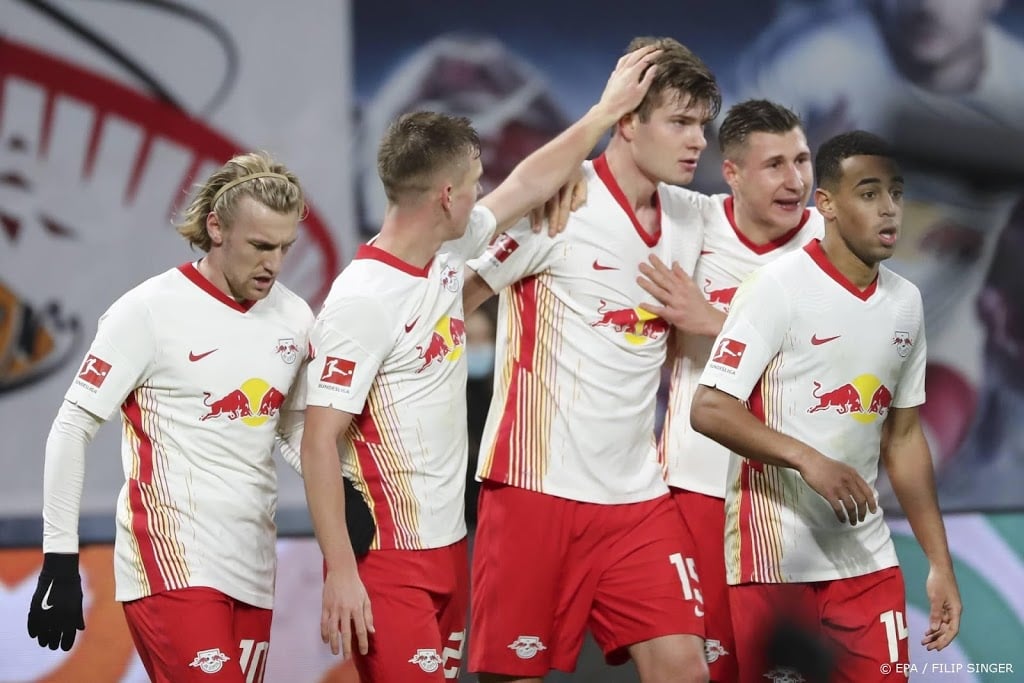 Veerkrachtig RB Leipzig in blessuretijd langs Mönchengladbach