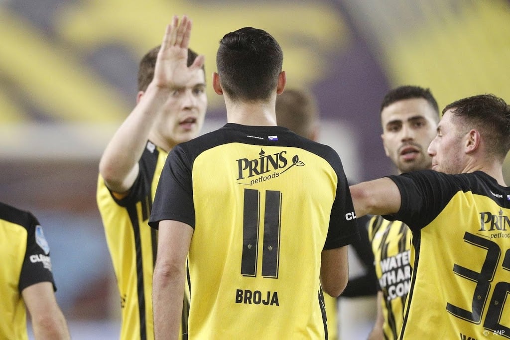 Vitesse boekt tegen VVV eerste zege in competitie in maand tijd