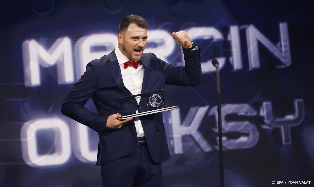 Mindervalide voetballer Oleksy wint Puskás Award