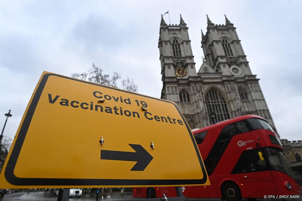 Britse regering wil vanaf september derde prik toedienen
