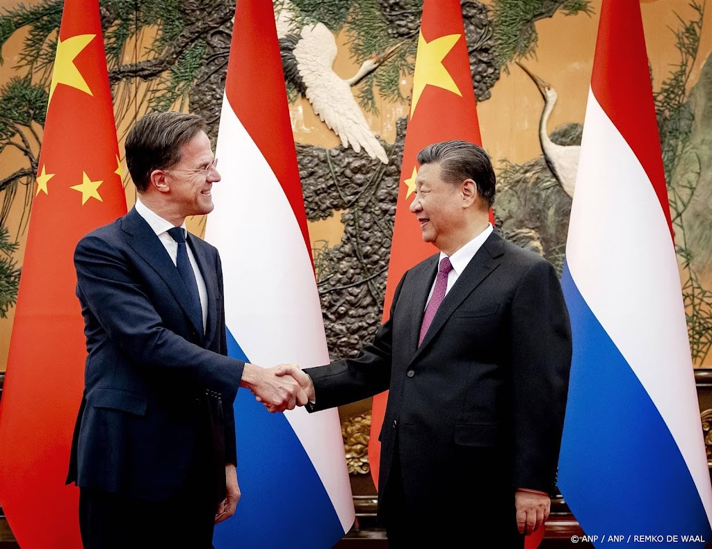 Rutte vraagt Xi druk te zetten op Rusland