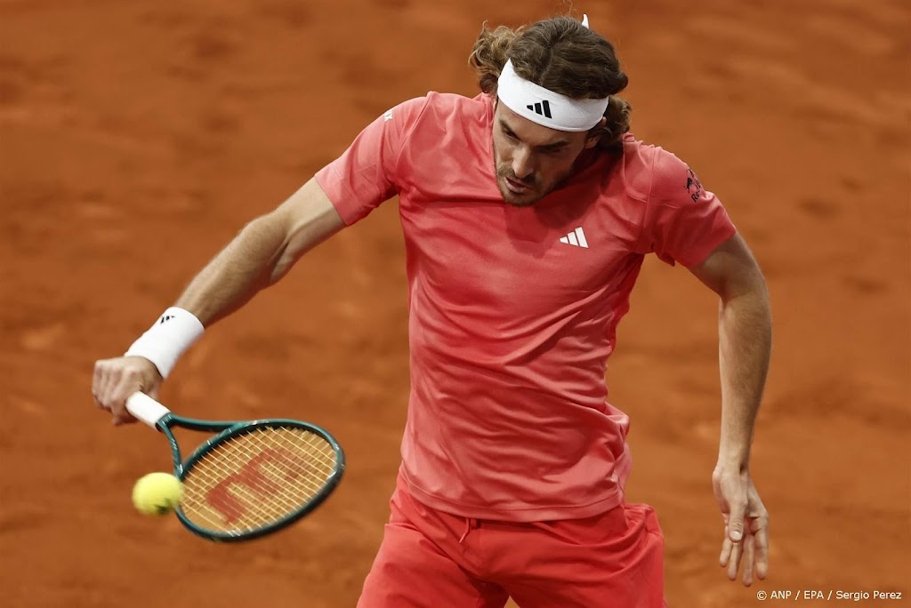Tsitsipas strandt in tweede ronde van ATP-toernooi Madrid