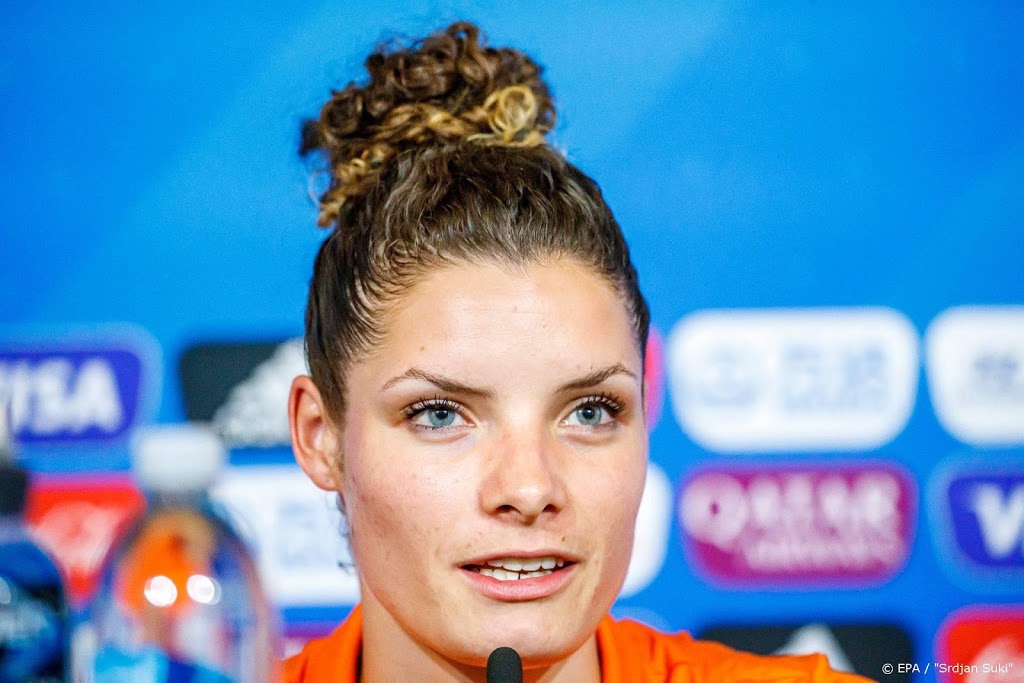 Voetbalster Bloodworth zonder angst terug op het veld