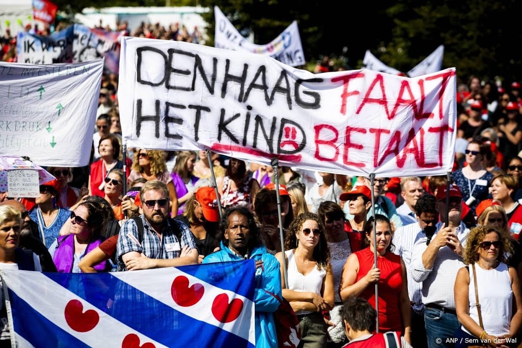 'Kabinet moet miljarden extra in jeugdzorg steken'