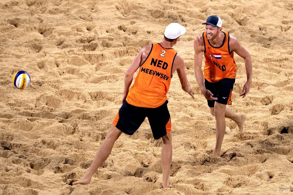 Beachvolleybalduo Brouwer/Meeuwsen naar kwartfinales in Ostrava