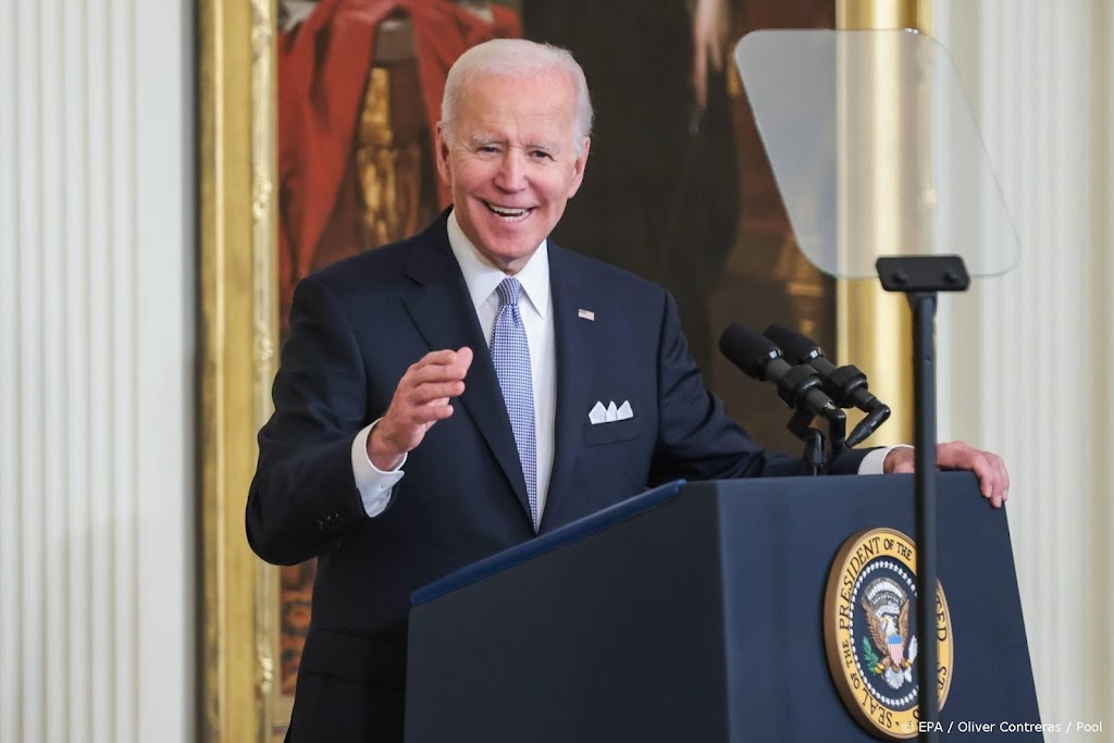 Biden wil Amerikanen deel studieschuld kwijtschelden