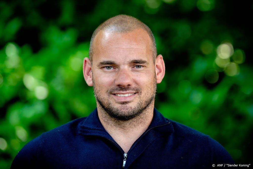 Sneijder is drukker dan ooit nu hij gestopt is met voetballen