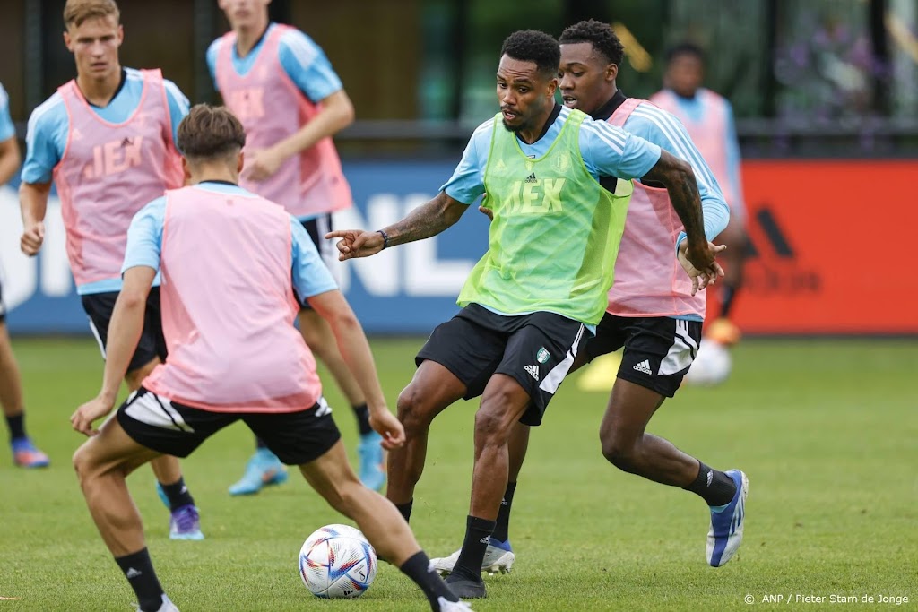 Danilo moet bij Feyenoord concurrentie aan met spits die nog komt