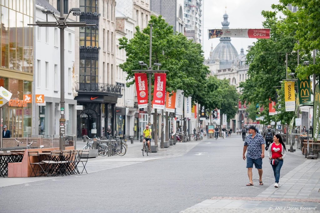 Politie Antwerpen sluit 34 horecazaken