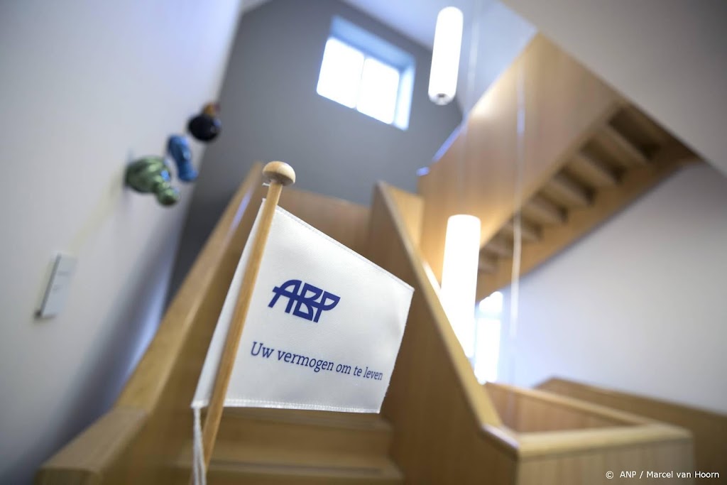 Pensioenfonds ABP gaat mensen met financiële problemen helpen