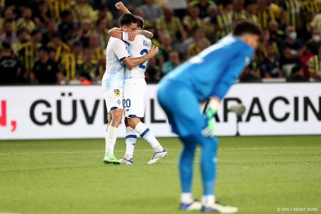 Dinamo Kiev ten koste van Fenerbahçe verder in Champions League