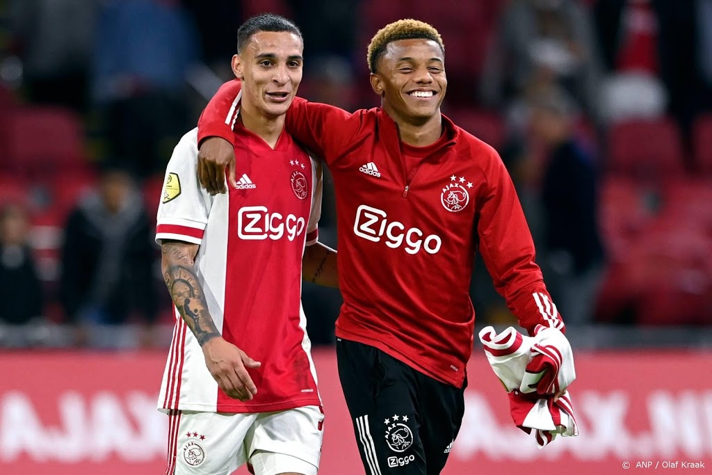 Ook in tijden van corona is voetbal soms emotie bij Ajax-fans