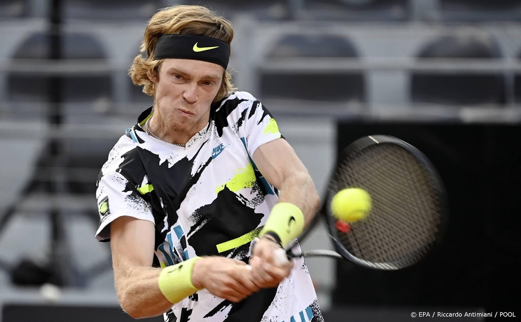 Tennisser Roeblev pakt in Hamburg derde titel van 2020